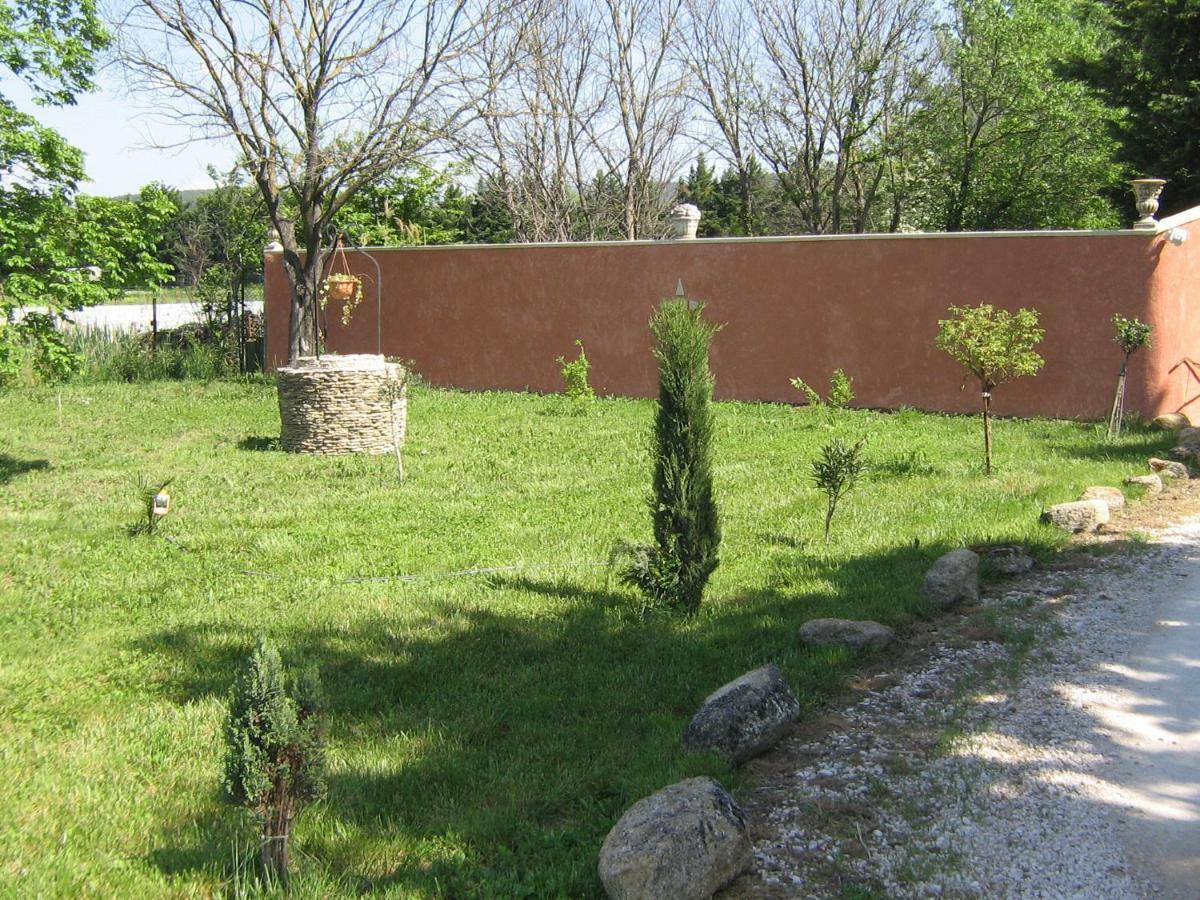 B&B La Douloire Pernes-les-Fontaines Exterior photo